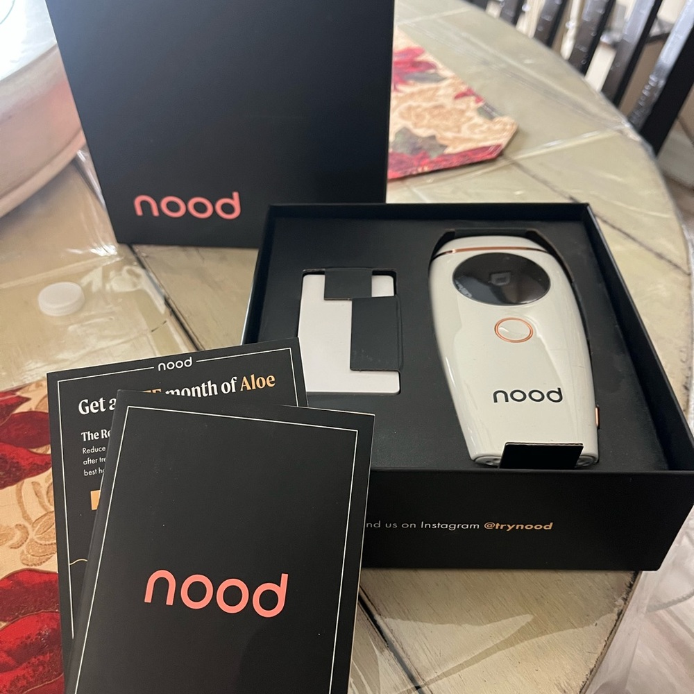 Nood Hair Removal Device with Accessories